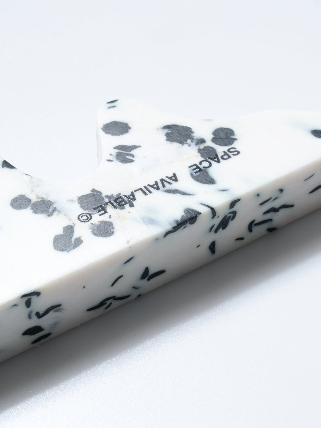 Melting Ecosystems: Incense Holder White/Black