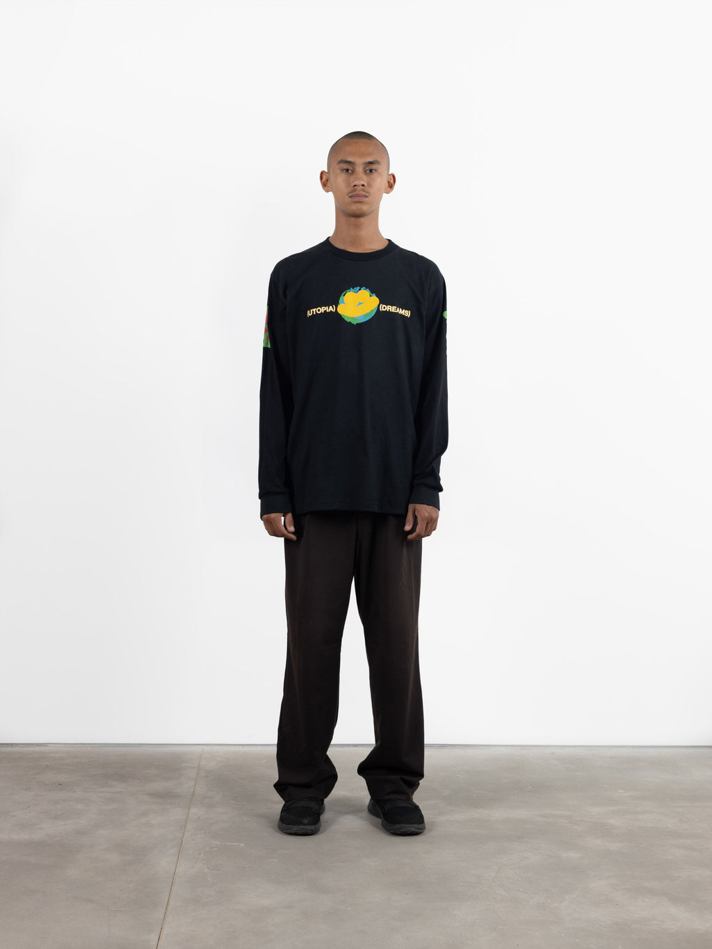 Utopia Dreams Long Sleeve T-Shirt Black