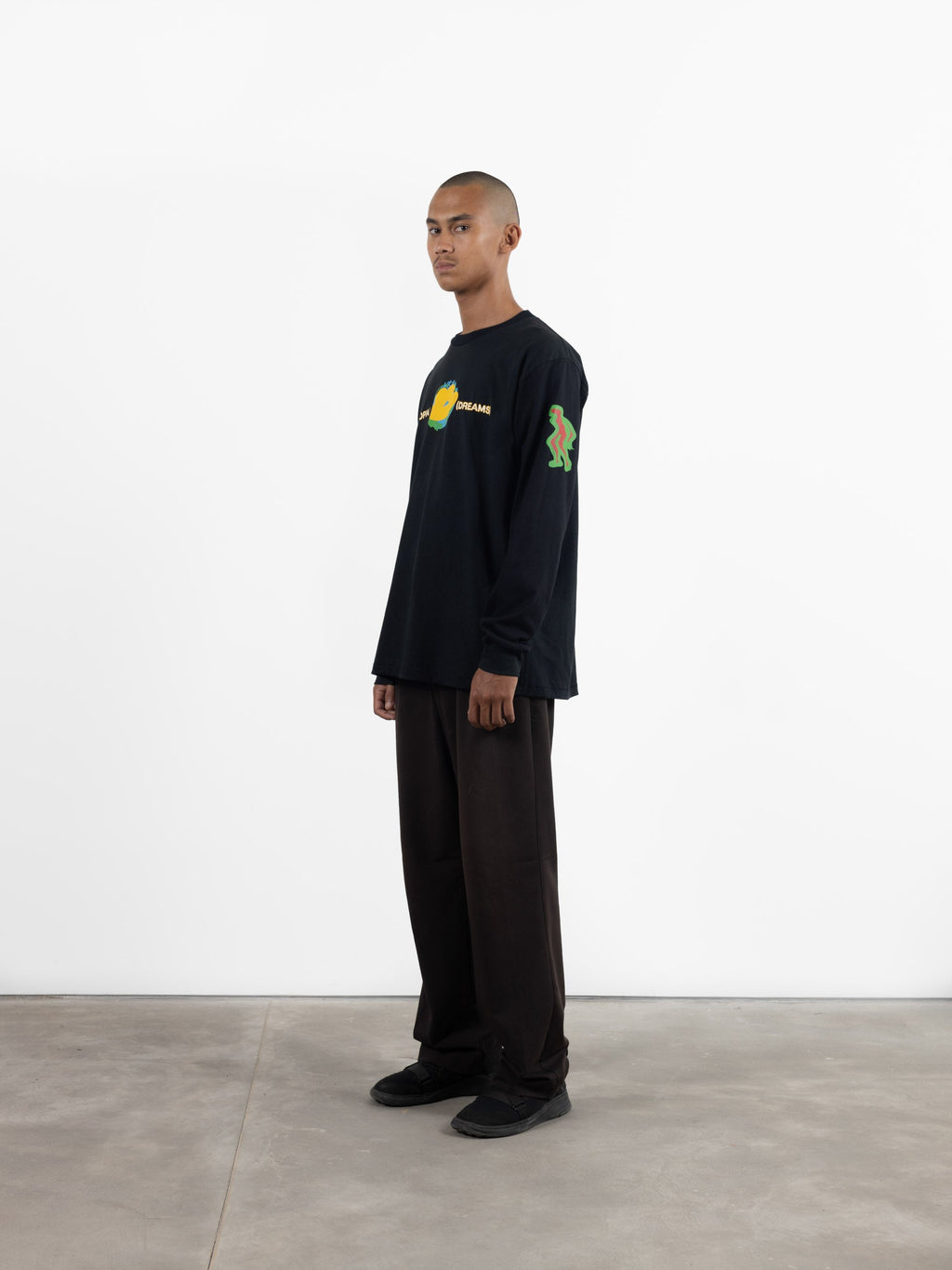 Utopia Dreams Long Sleeve T-Shirt Black